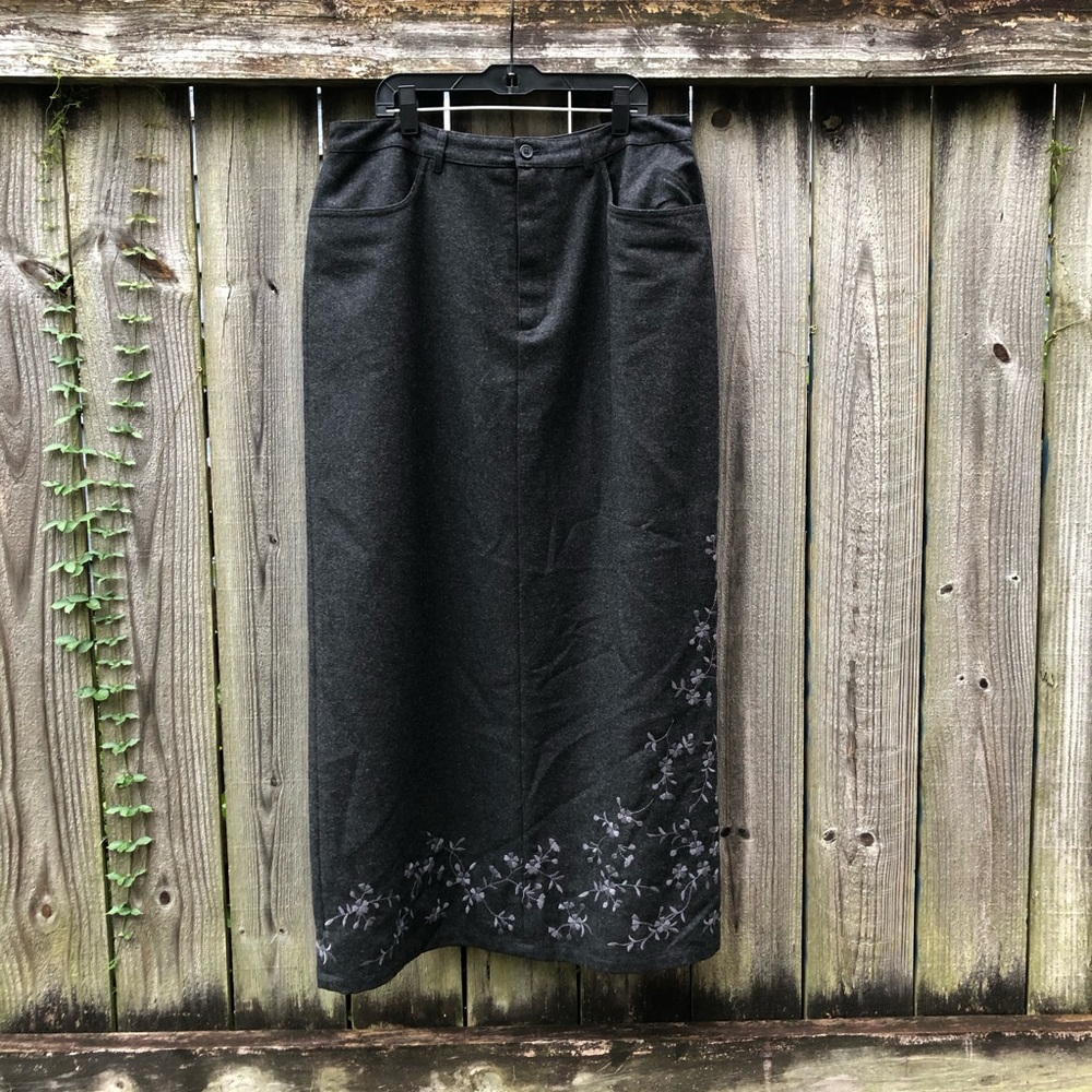 Eddie Bauer Wool Blend Maxi Skirt Size 14 Gray Embroidered Western